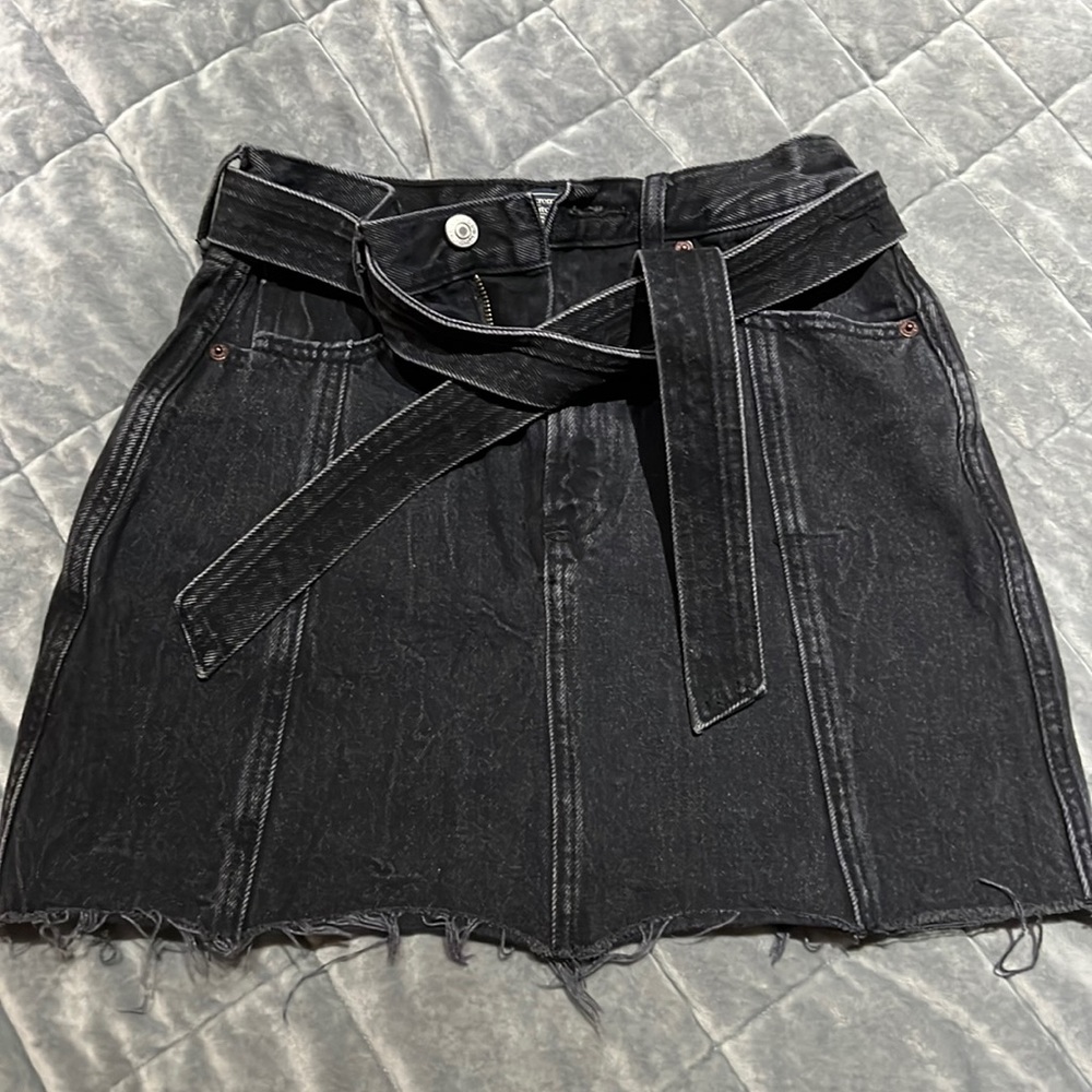 Abercrombie and Fitch denim skirt black